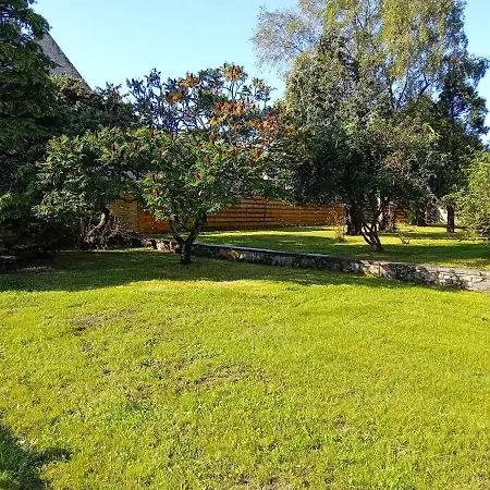 Maison Lumineuse: Spacious Near Omaha Trevieres