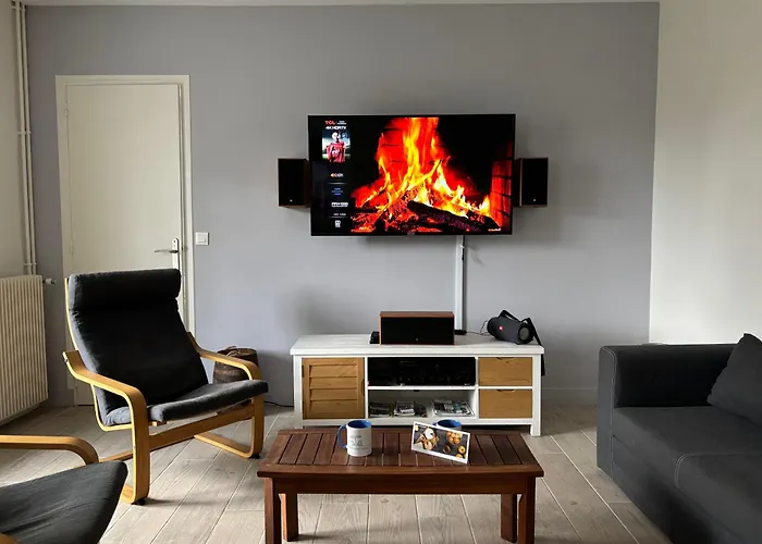 La Fromagerie Maison Lumineuse Et Spacieuse Beau 5 Ch 2 Wc 1 Sdb Grand Jardin Clos 5mn à Pied Commerces 10 Mn Omaha Proche Plages Du Débarquement Casa vacanze Trevieres