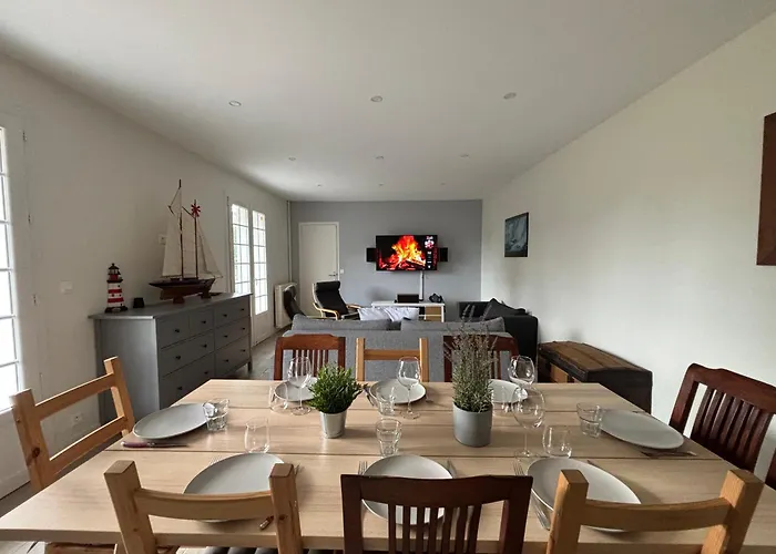 La Fromagerie Maison Lumineuse Et Spacieuse Beau Sejour 5 2 Wc 1 Salle D'eau Grand Jardin Clos 5mn A Pied Commerces 10 Mn Omaha Proche Plages Du Debarquement *