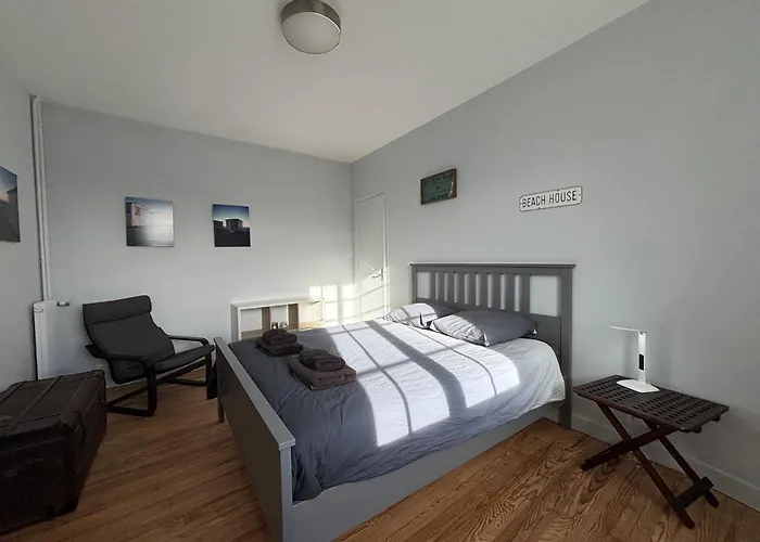 Casa vacanze La Fromagerie Maison Lumineuse Et Spacieuse Beau 5 Ch 2 Wc 1 Sdb Grand Jardin Clos 5mn à Pied Commerces 10 Mn Omaha Proche Plages Du Débarquement