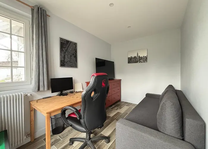 Prázdninový dům La Fromagerie Maison Lumineuse Et Spacieuse Beau Sejour 5 2 Wc 1 Salle D'eau Grand Jardin Clos 5mn A Pied Commerces 10 Mn Omaha Proche Plages Du Debarquement Trevieres