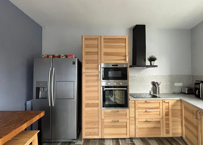 La Fromagerie Maison Lumineuse Et Spacieuse Beau Sejour 5 2 Wc 1 Salle D'eau Grand Jardin Clos 5mn A Pied Commerces 10 Mn Omaha Proche Plages Du Debarquement Prázdninový dům